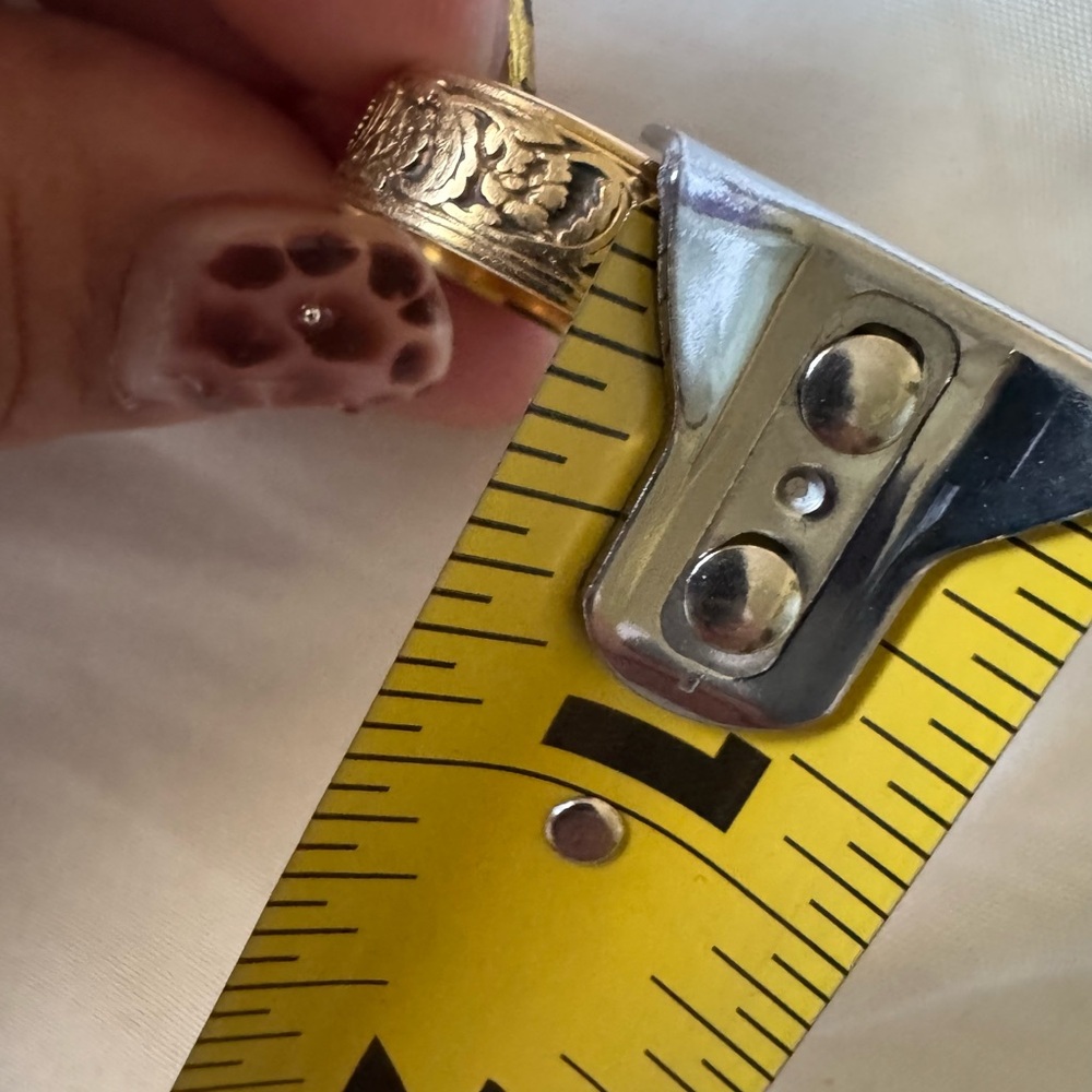 14k gold Artcarved wedding ring - Picture 10 of 10